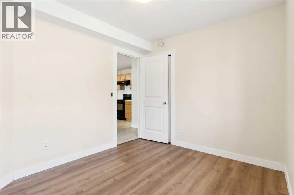 101, 40 Panatella Landing NW