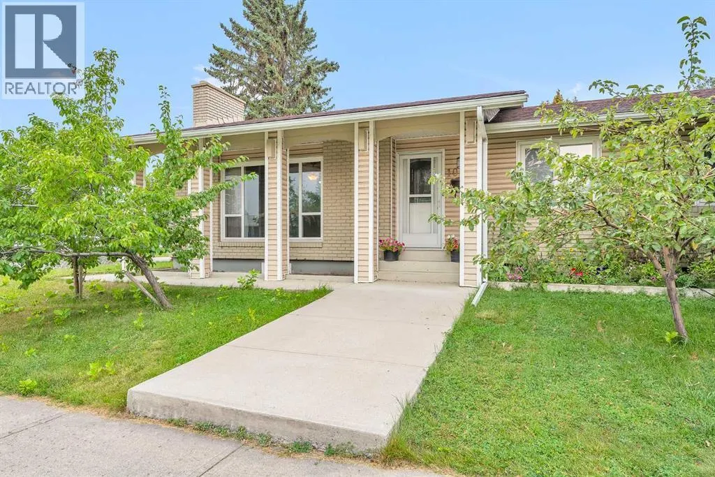 1055 Acadia Drive SE