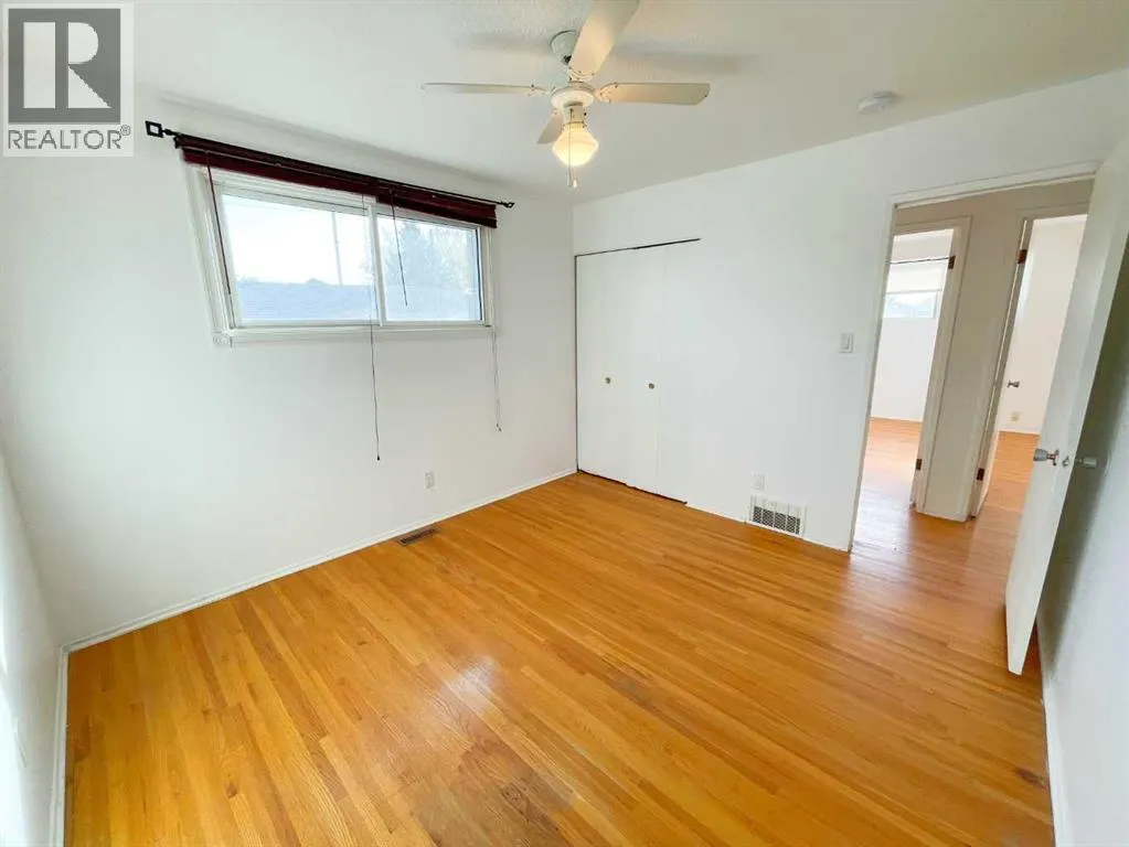 404 Whitney