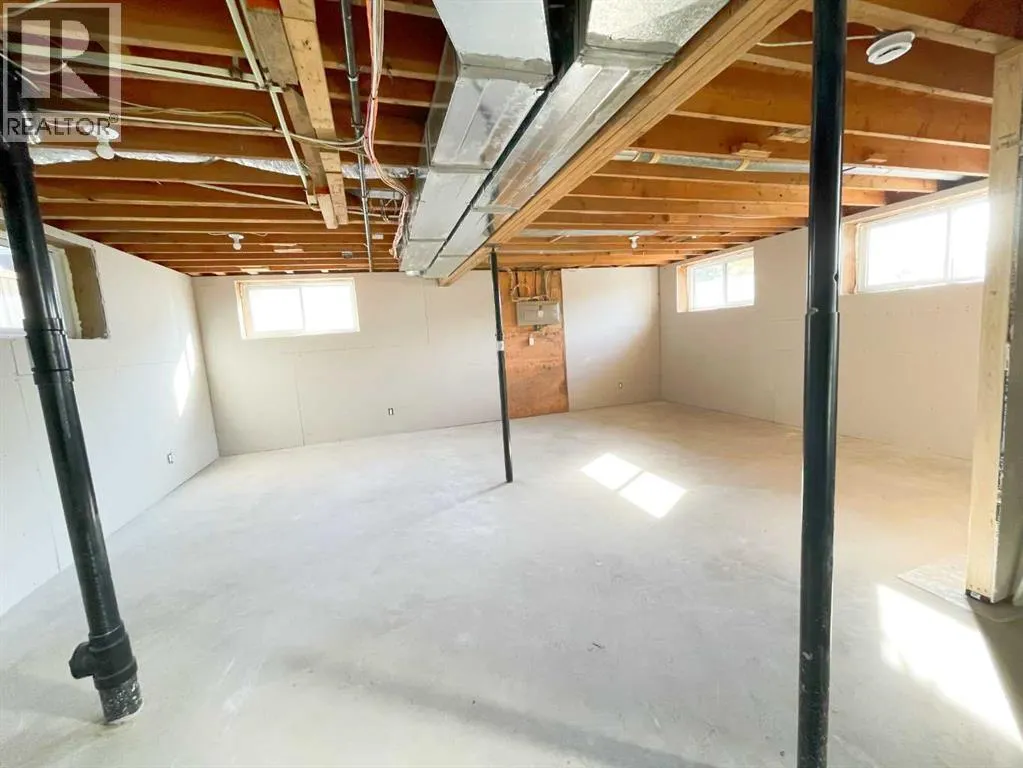 404 Whitney