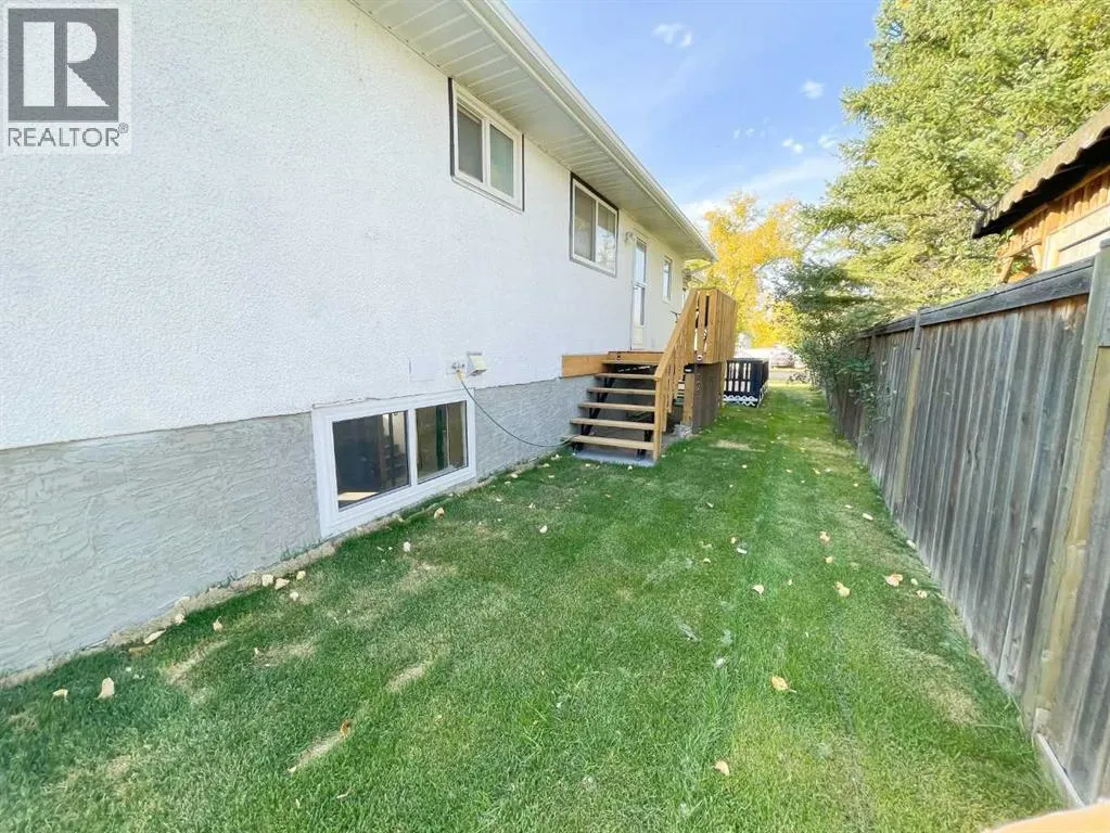 404 Whitney