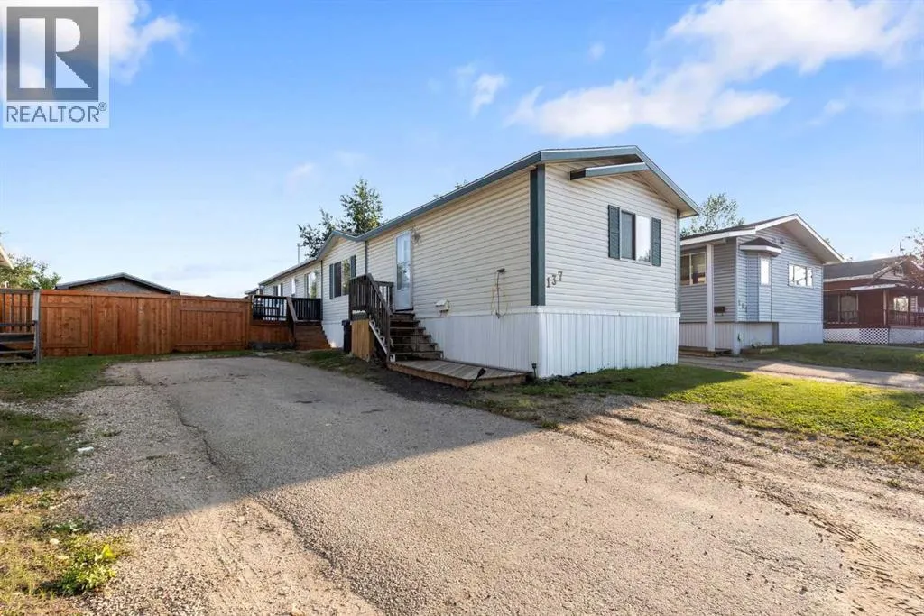 137 Grenfell Crescent