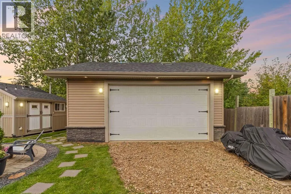 141 Hillcrest Drive