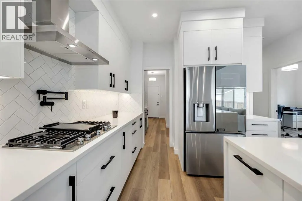 28 Carringvue Passage NW