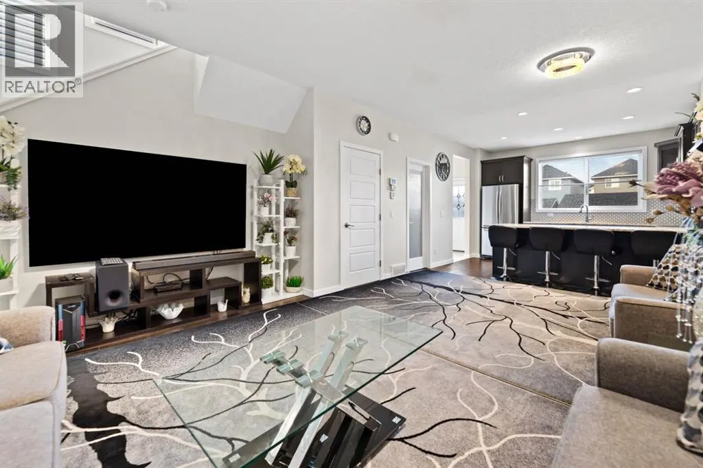 14 Red Embers Crescent NE