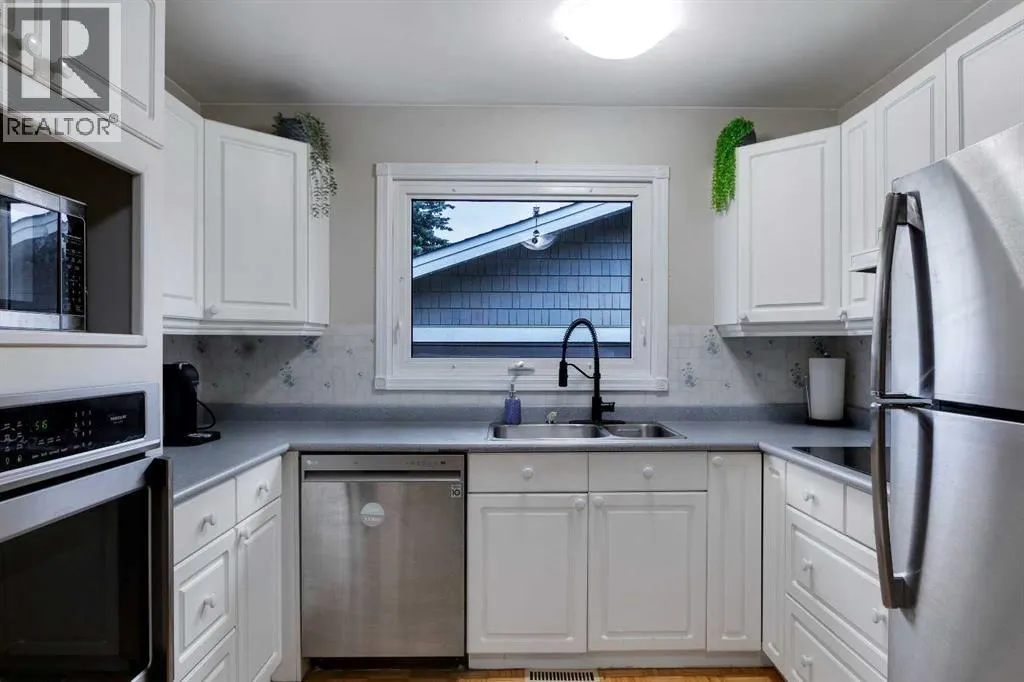 823 Cannell Road SW