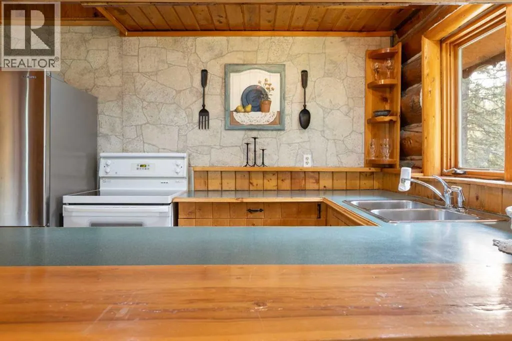 Unit 4 29415 Range Road 52