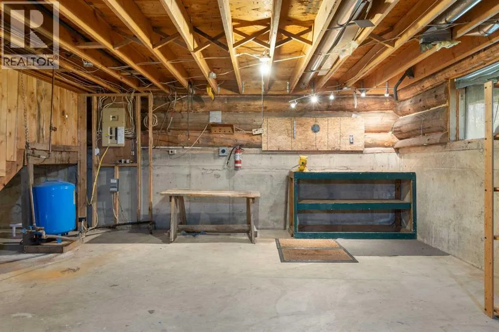 Unit 4 29415 Range Road 52