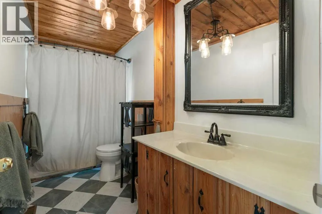 Unit 4 29415 Range Road 52