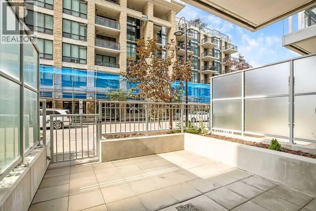 103, 108 Waterfront Court SW