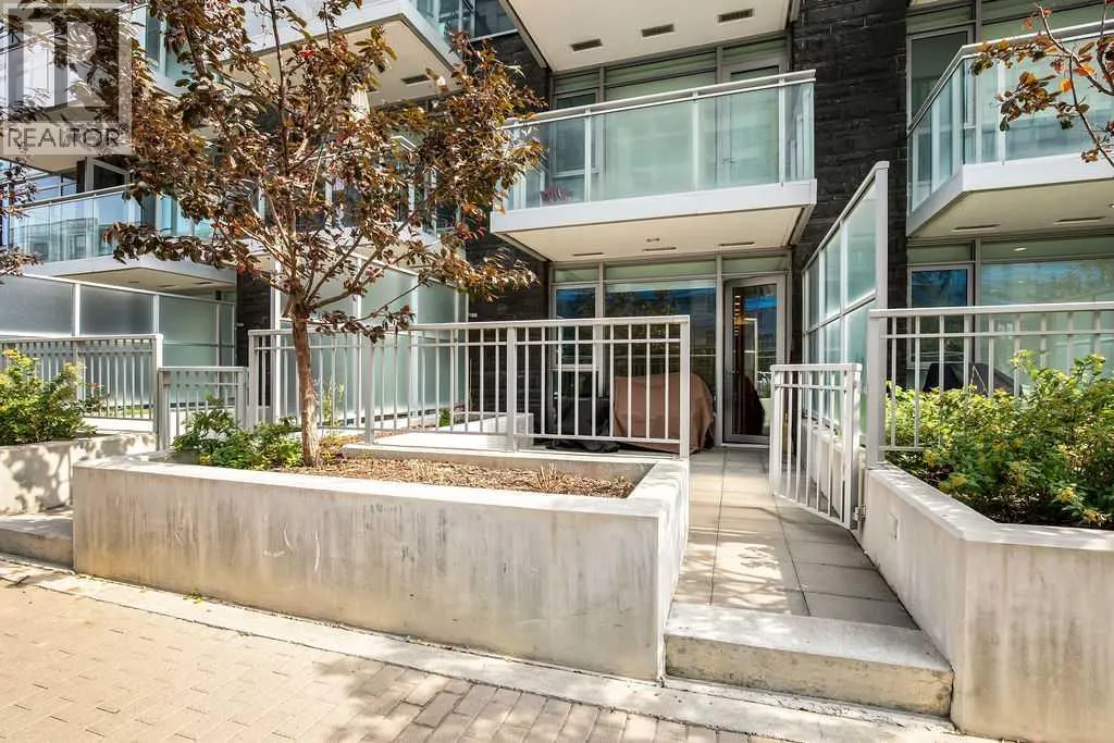 103, 108 Waterfront Court SW