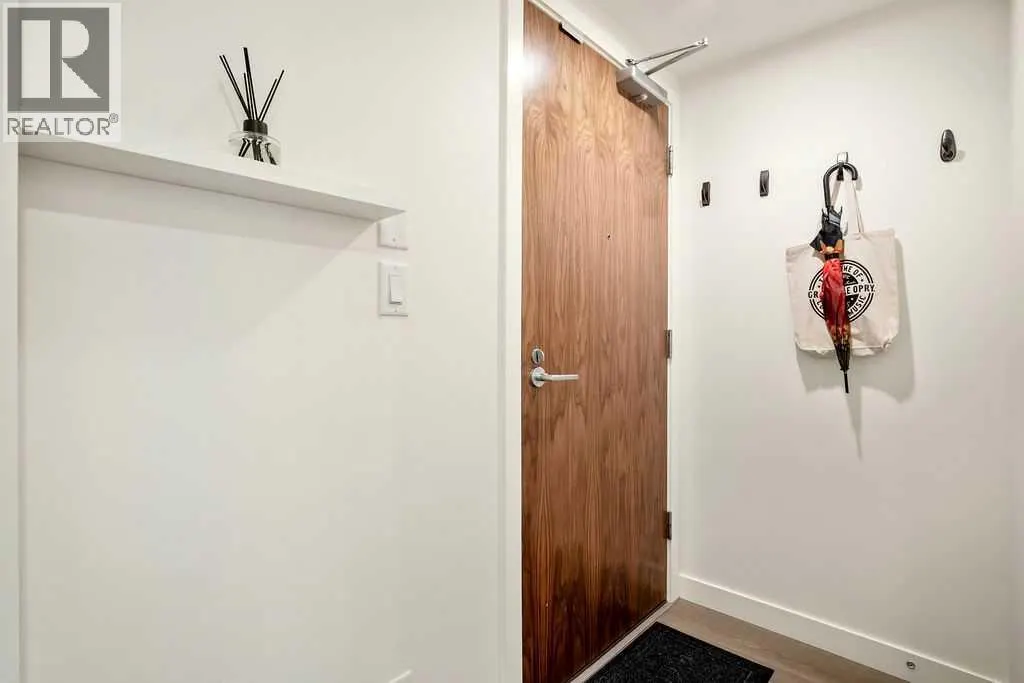 103, 108 Waterfront Court SW