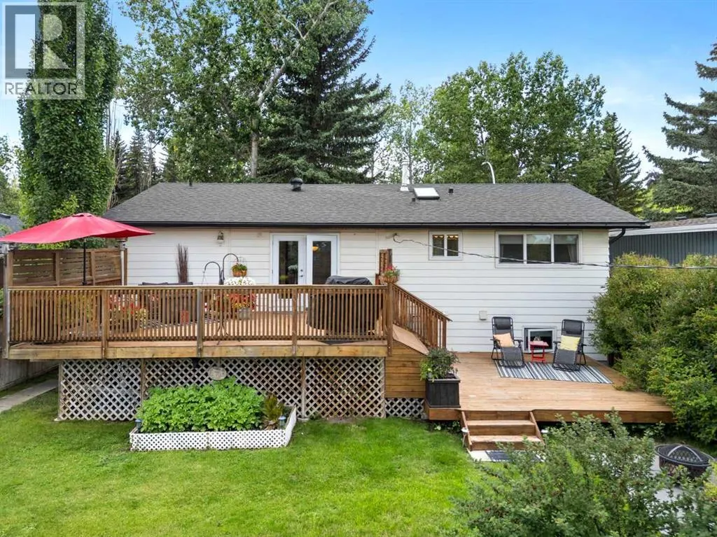 489 Lake Ontario Place SE