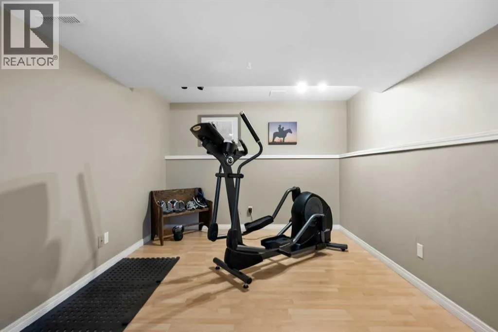 489 Lake Ontario Place SE