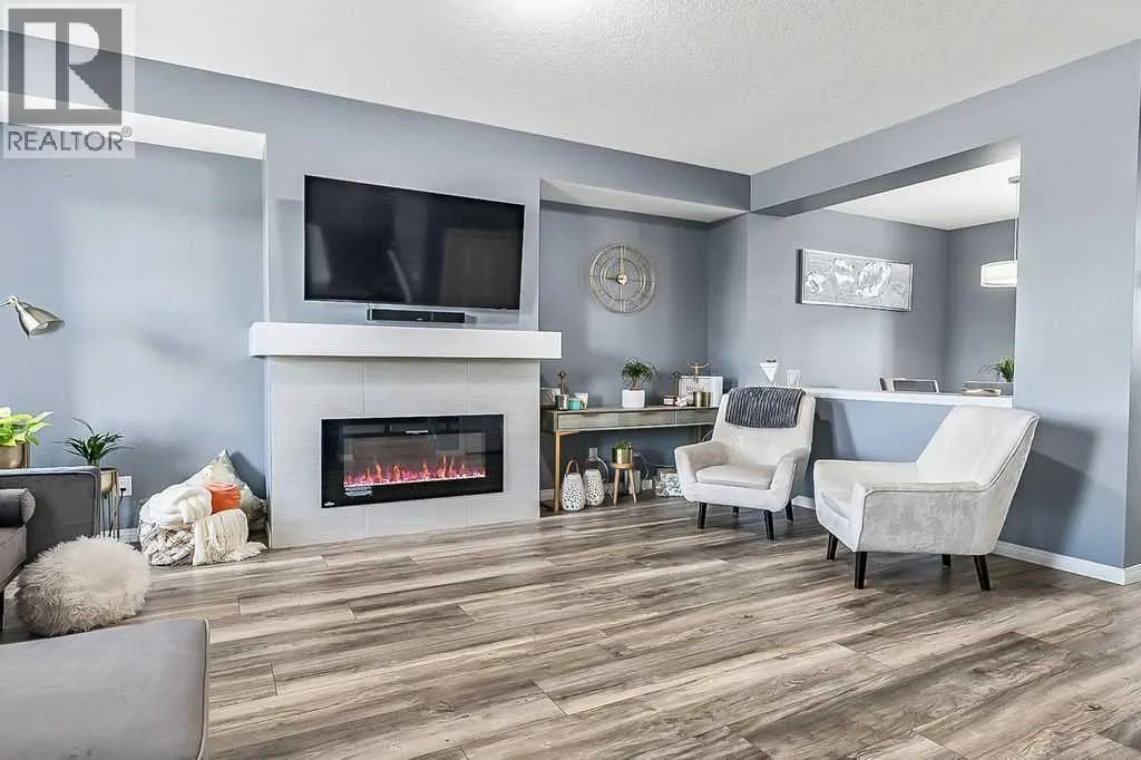38 Reynolds Gate SW