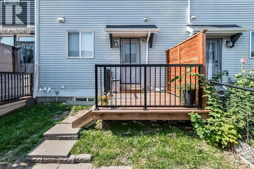 38 Reynolds Gate SW