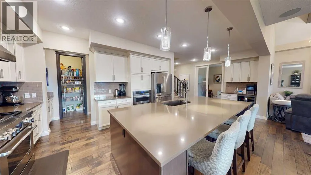 230 Mahogany Place SE