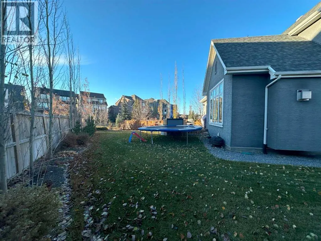 230 Mahogany Place SE