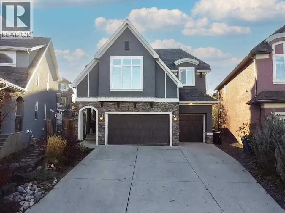 230 Mahogany Place SE
