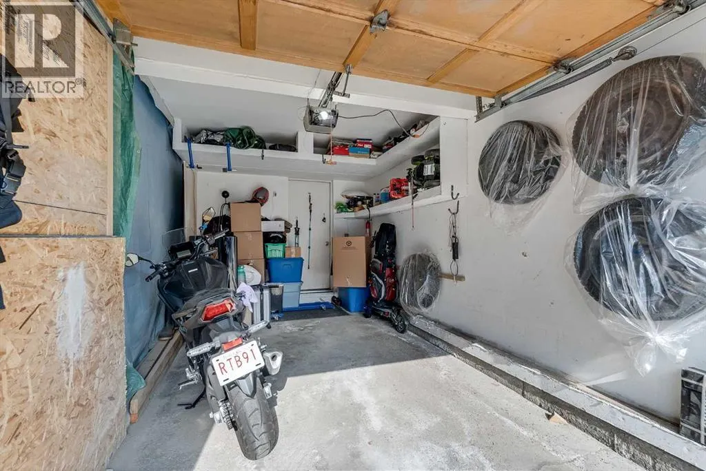 302, 544 Blackhorn Road NE