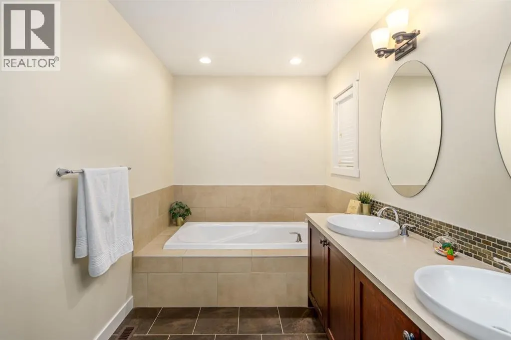 53 Williamstown Green NW