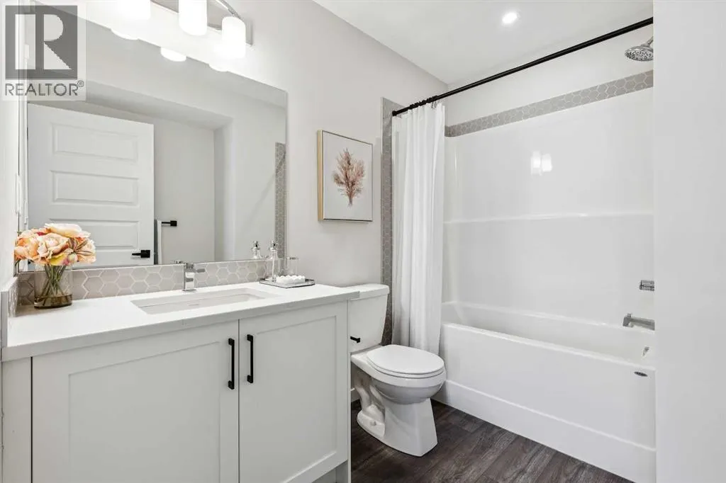 703, 135 Mahogany Parade SE