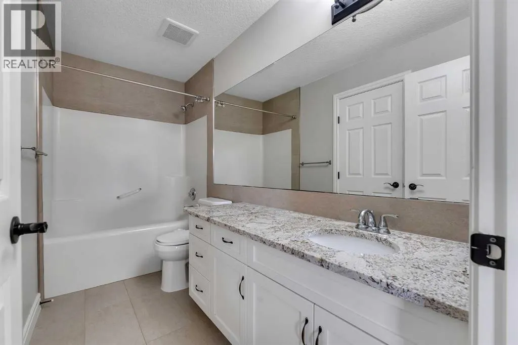202 Coral Reef Manor NE