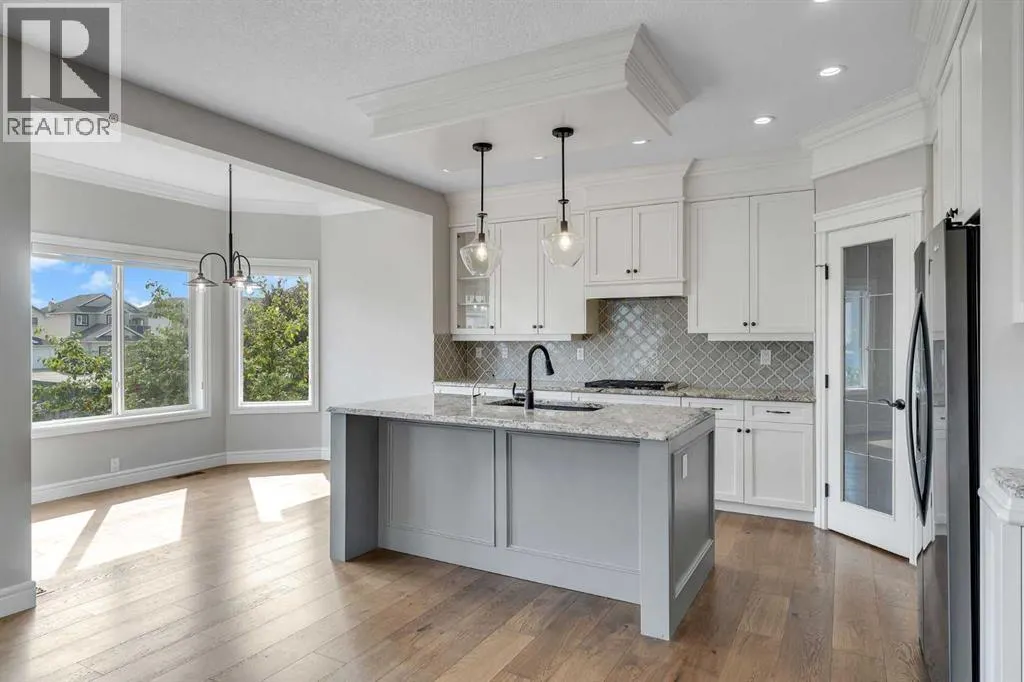 202 Coral Reef Manor NE