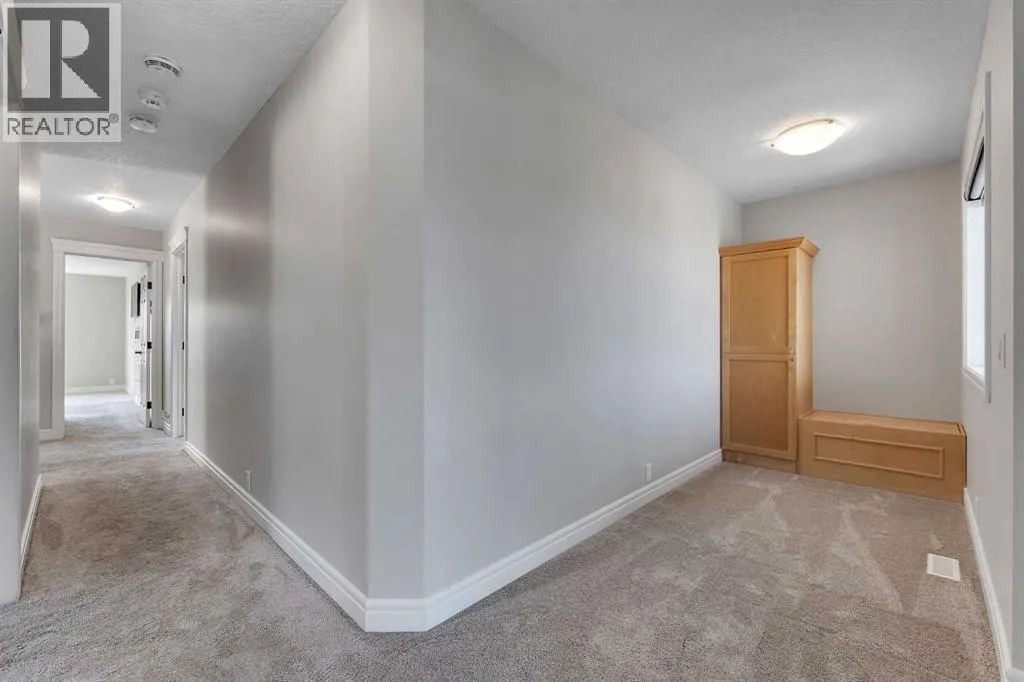 202 Coral Reef Manor NE
