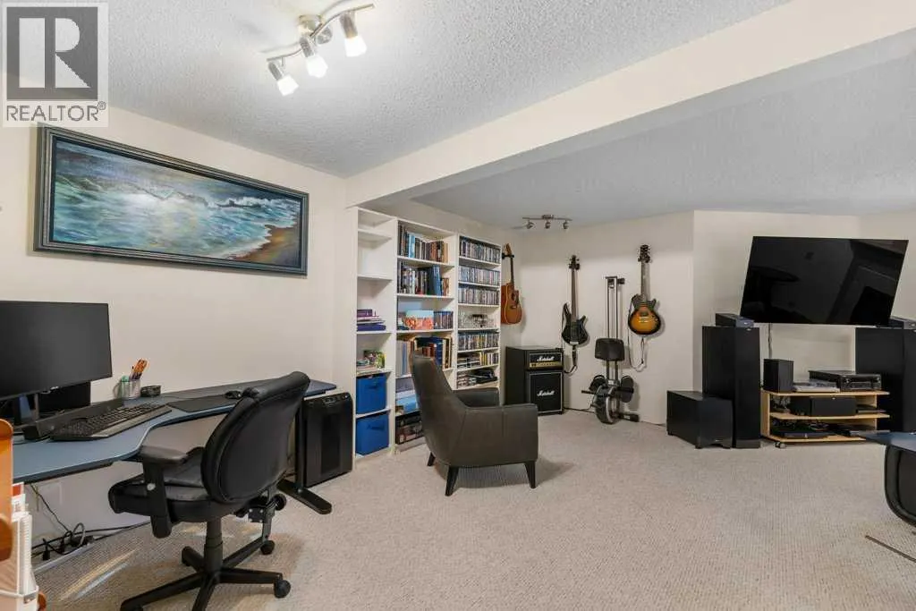 83 Macewan Park Heights NW
