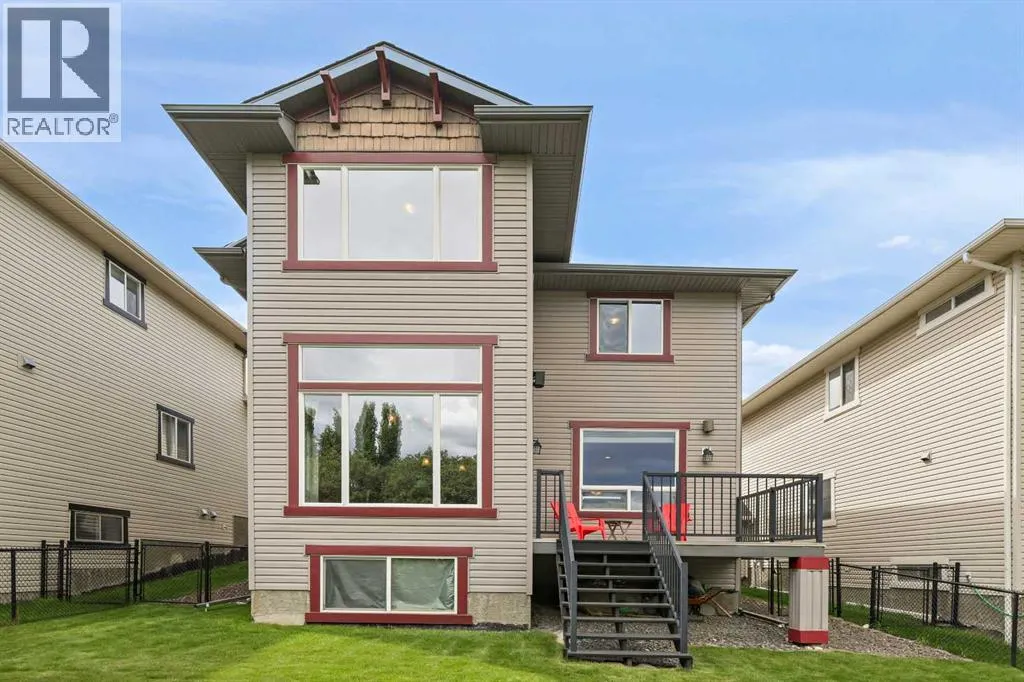 66 Crestbrook Hill SW
