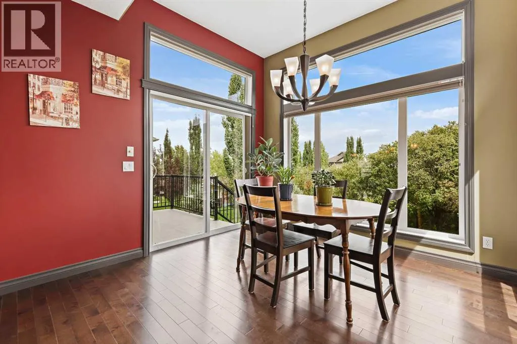 66 Crestbrook Hill SW
