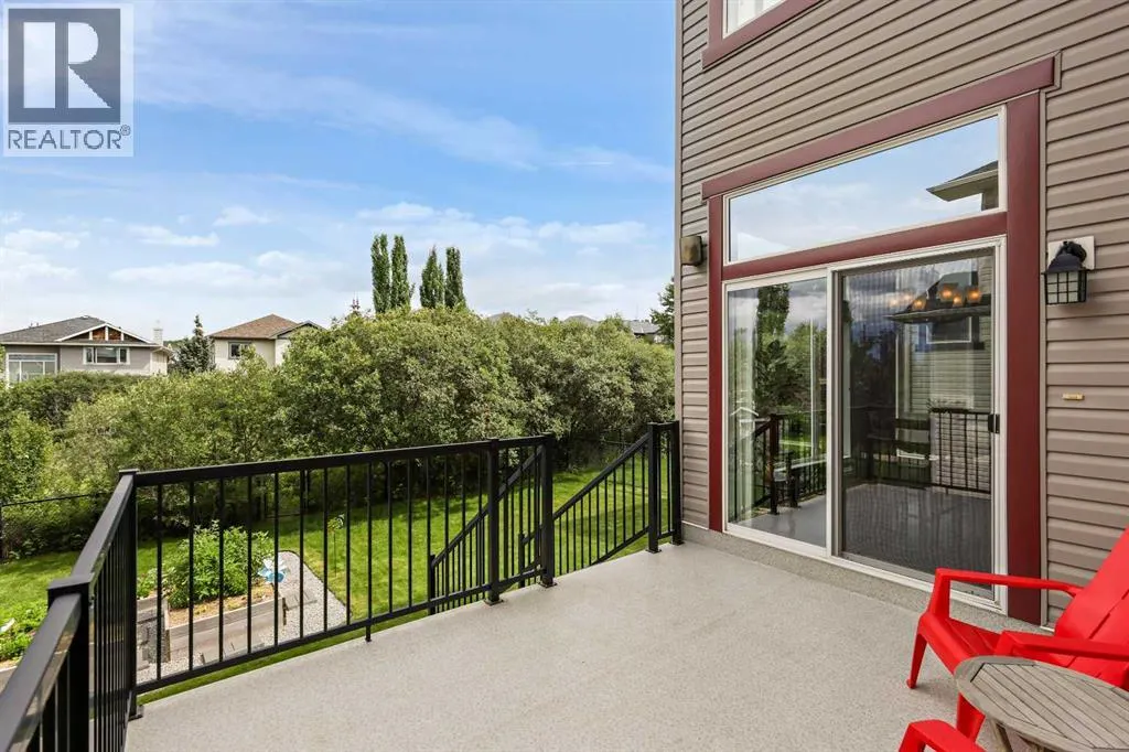 66 Crestbrook Hill SW