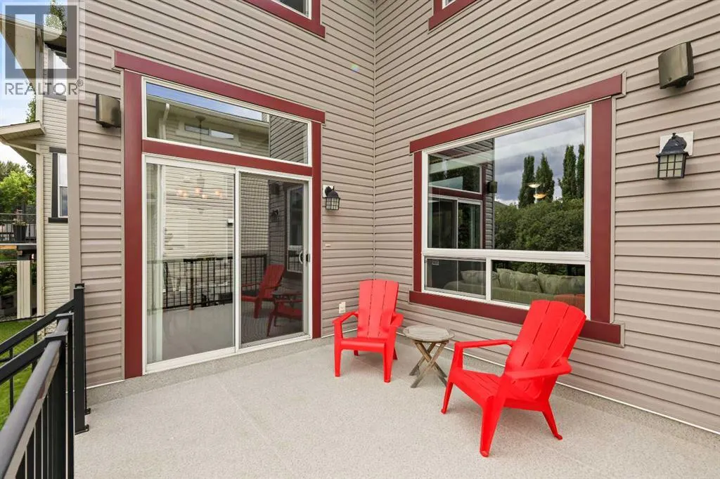66 Crestbrook Hill SW