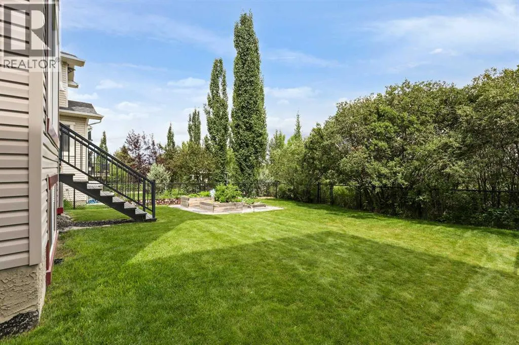 66 Crestbrook Hill SW