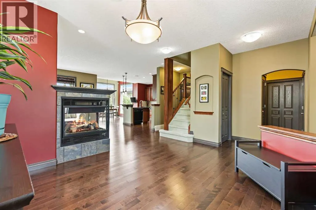 66 Crestbrook Hill SW