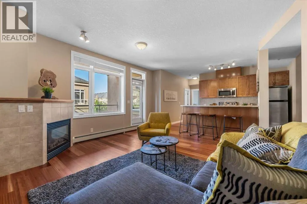 3405, 24 Hemlock Crescent SW