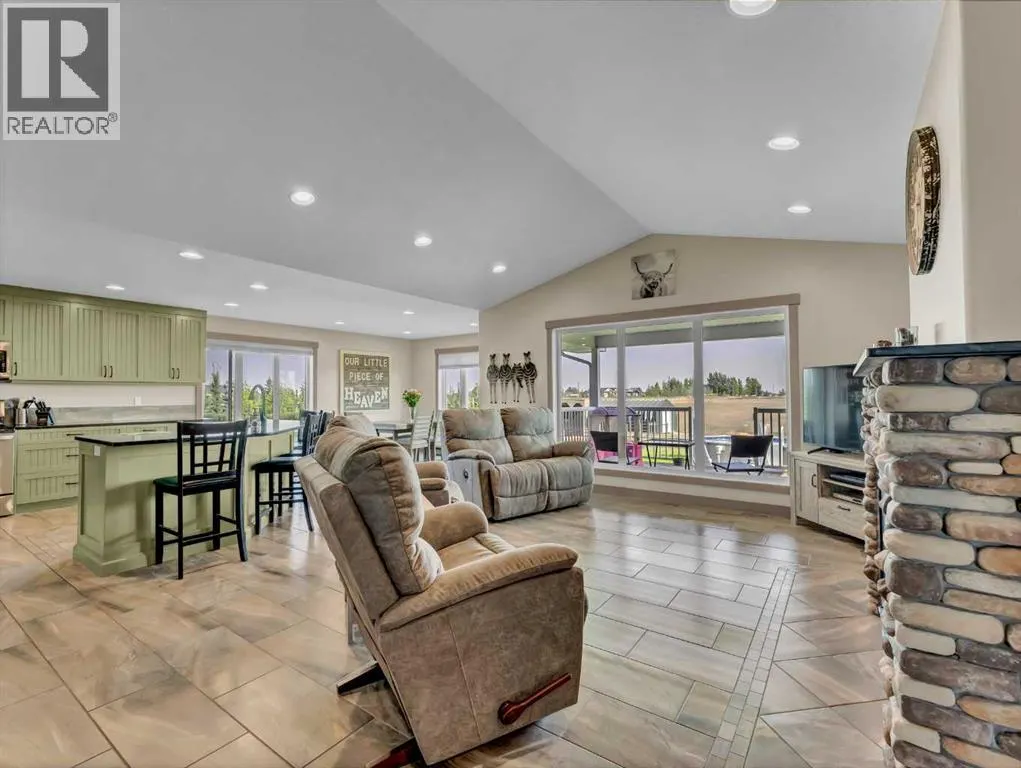 6, 12320 Range Road 72