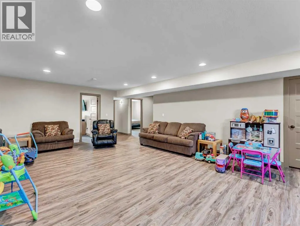 6, 12320 Range Road 72
