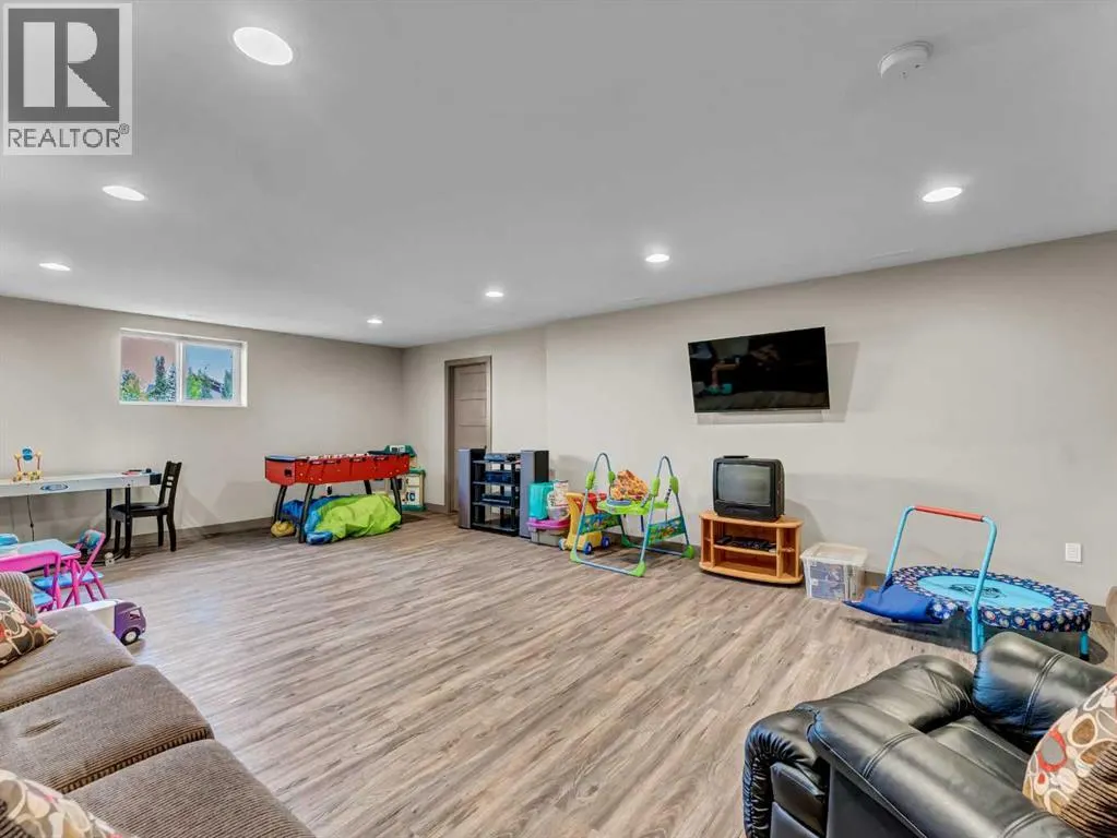 6, 12320 Range Road 72