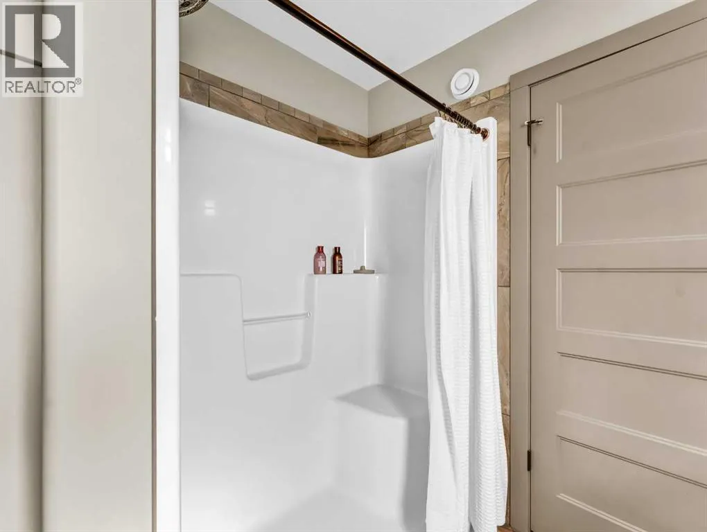 6, 12320 Range Road 72