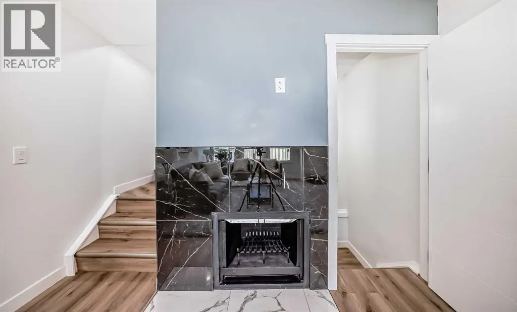 404, 544 Blackthorn Road NE
