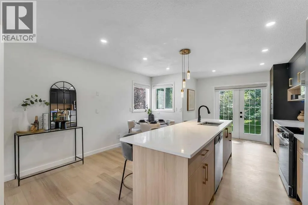 18 Valley Crest Close NW