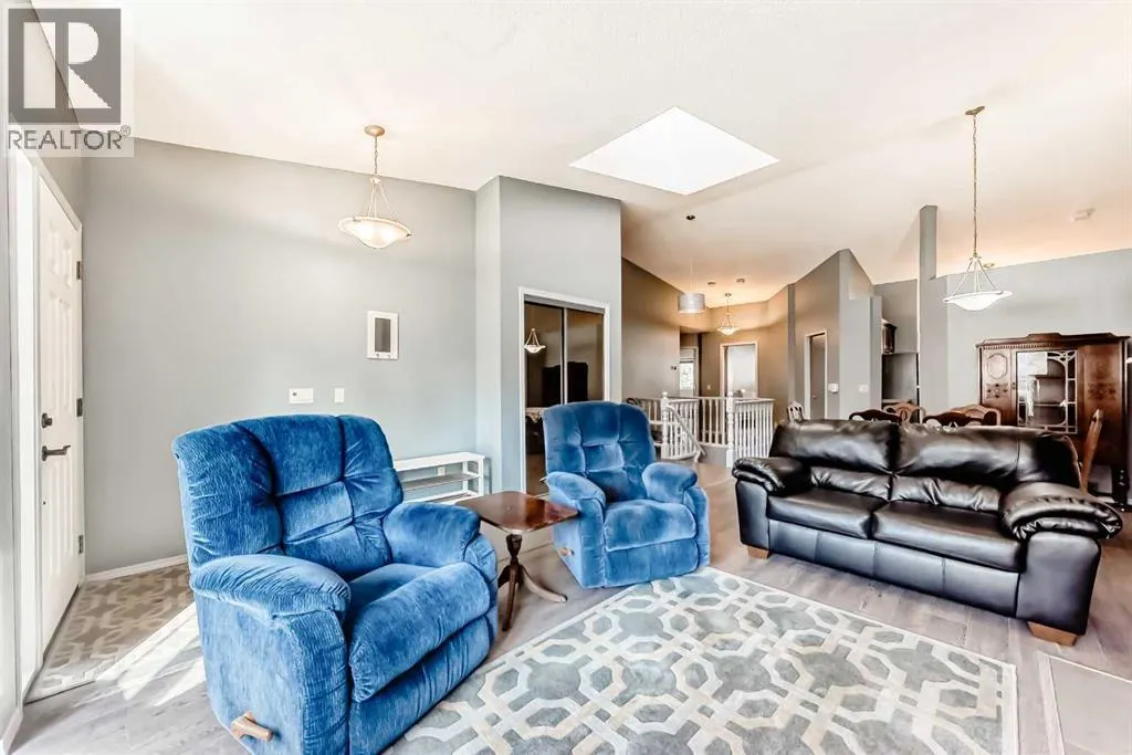 44 Gladstone Gardens SW