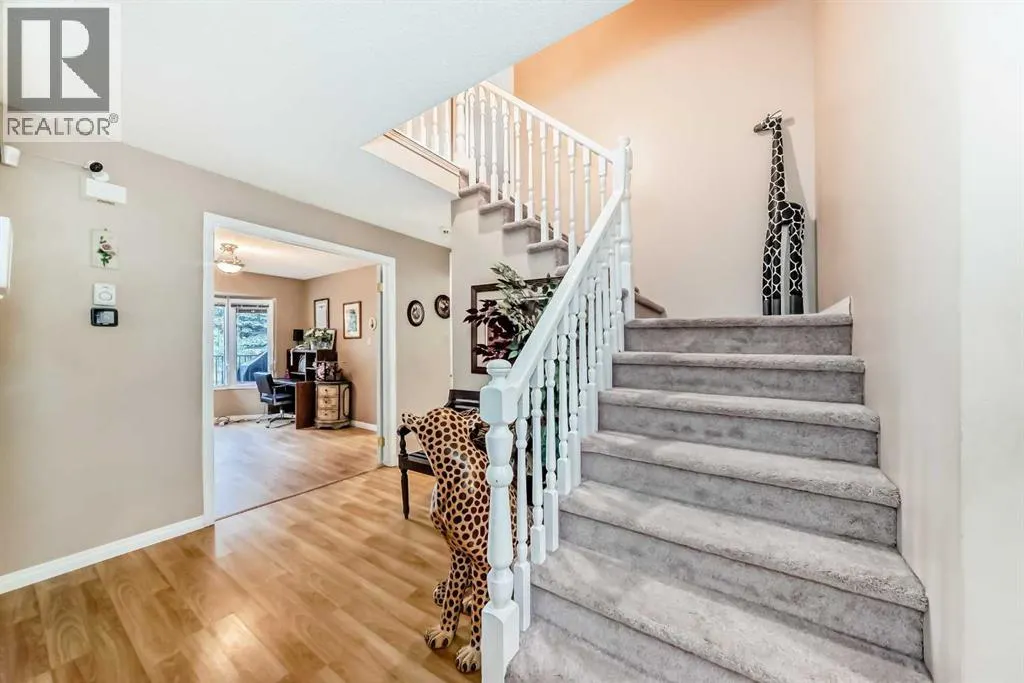 983 Woodbine Boulevard SW