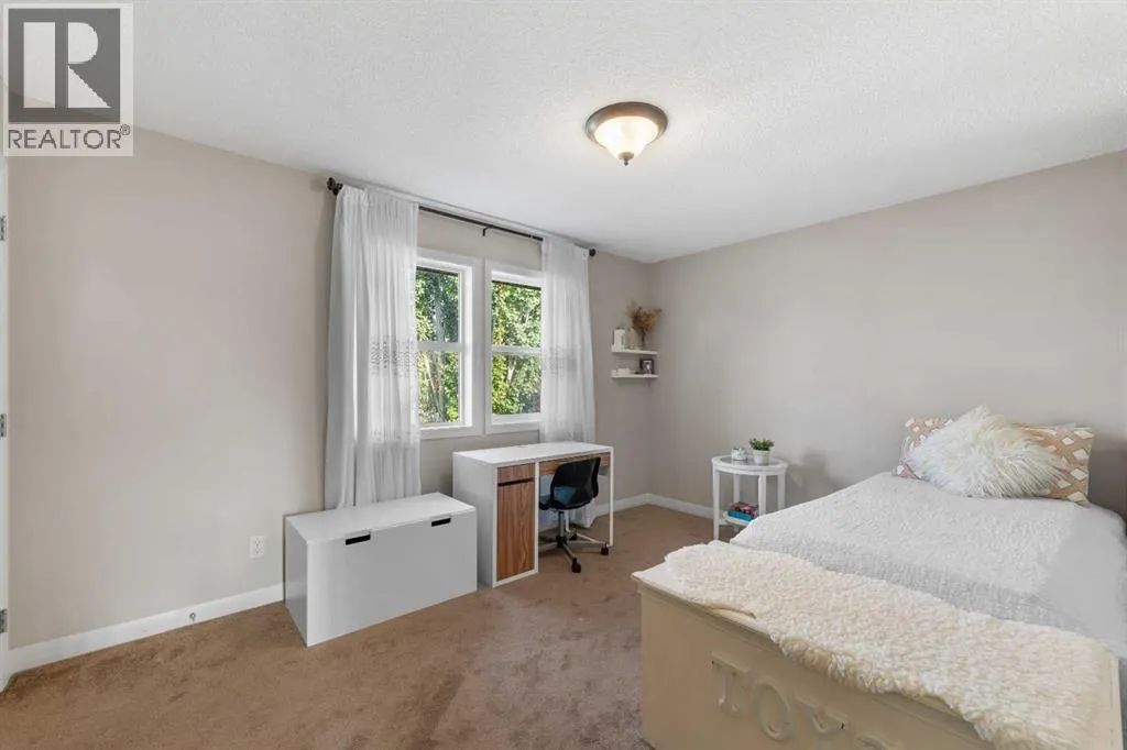 86 Auburn Glen Circle SE