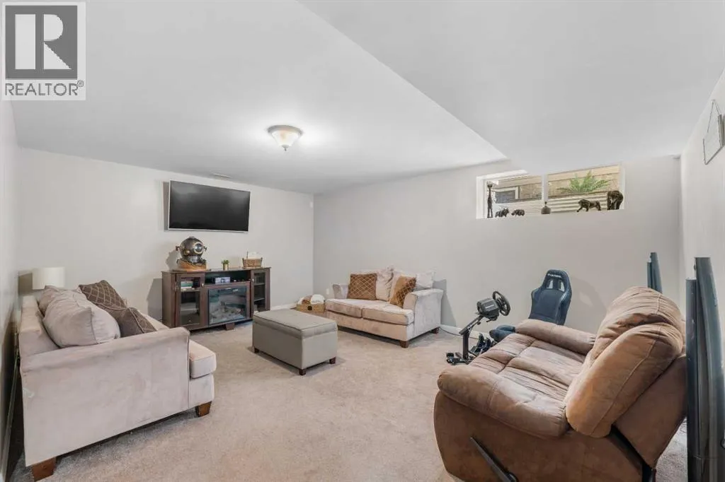 86 Auburn Glen Circle SE
