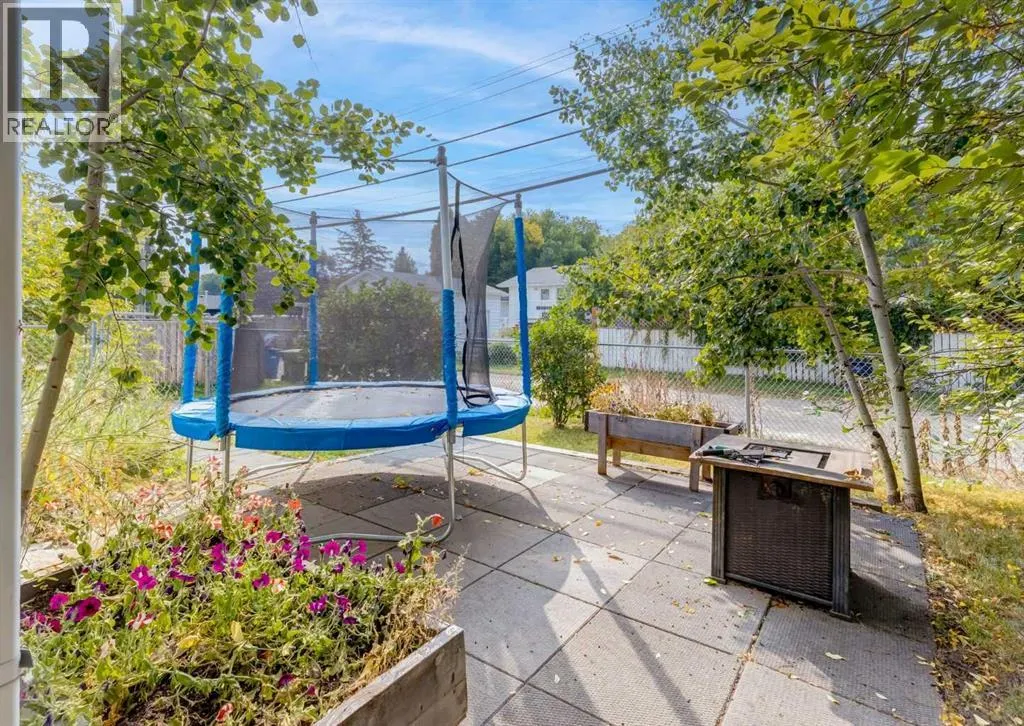 70 Allandale Close SE