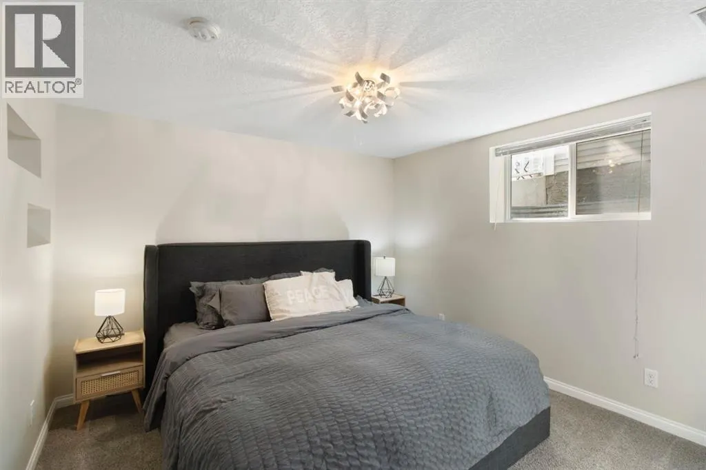 96 Prestwick Heights SE