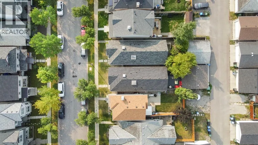 96 Prestwick Heights SE